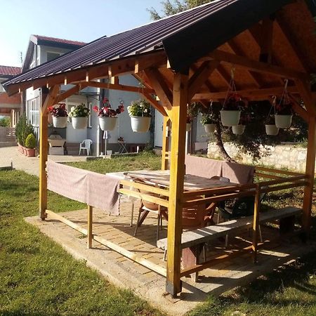 Villa & Apartments Petkoski Ohrid Exteriör bild
